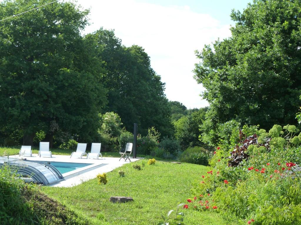 Chambres d'Hôtes Logis de l'Etang de l'Aune Iffendic Exterior foto